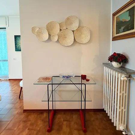 Apartment Bianca, Maggiore, Parco Privato Esclusivo *