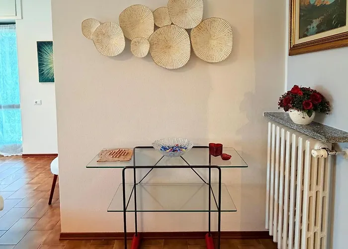 Apartment Bianca, Maggiore, Parco Privato Esclusivo *