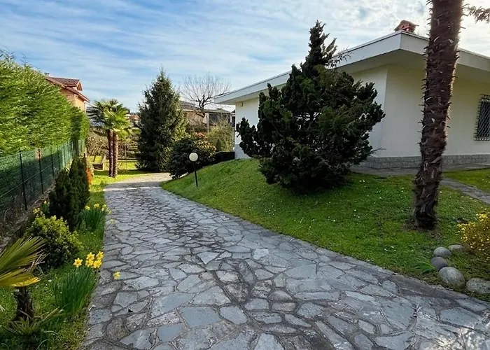 Bianca, Maggiore, Parco Privato Esclusivo Apartment Dormelletto