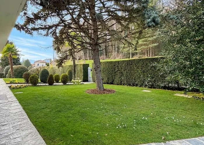 Bianca, Maggiore, Parco Privato Esclusivo Apartment